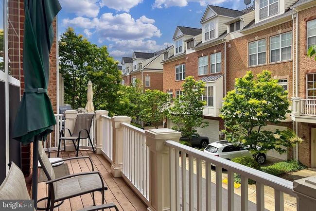 120 Fortnightly Blvd, Townhouse with 4 bedrooms, 5 bathrooms and null parking in HERNDON VA | Image 45