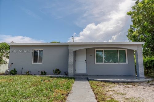 726 56th St, West Palm Beach, FL, 33407-2508 | Card Image