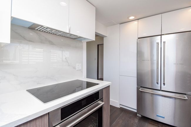UNIT-1106 - 49 Briar Hollow Ln, Condo with 2 bedrooms, 2 bathrooms and 2 parking in Houston TX | Image 14