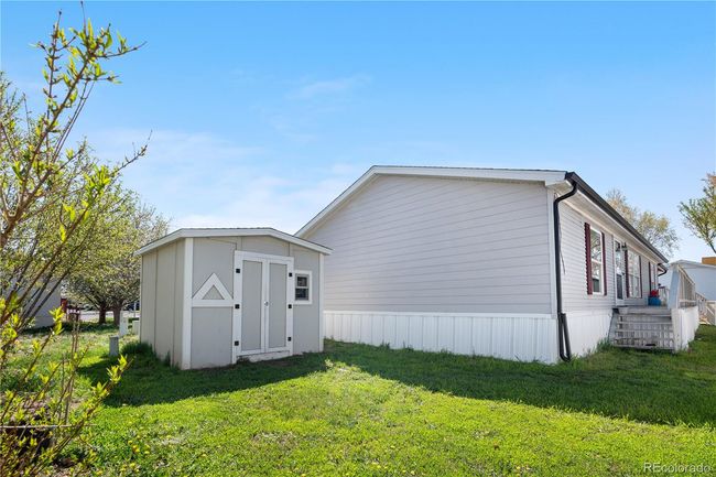 17479 E Coolidge Pl, Home with 3 bedrooms, 2 bathrooms and 1 parking in Aurora CO | Image 19