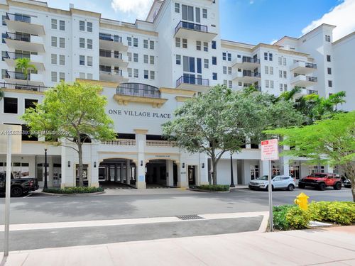 713-4100 Salzedo St, Coral Gables, FL, 33146-1744 | Card Image