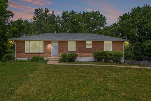 111 Wessington Pl, Hendersonville, TN, 37075-6413 | Card Image