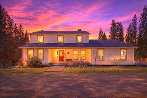 92 Fan Lake Rd W, Elk, WA, 99009-8501 | Card Image