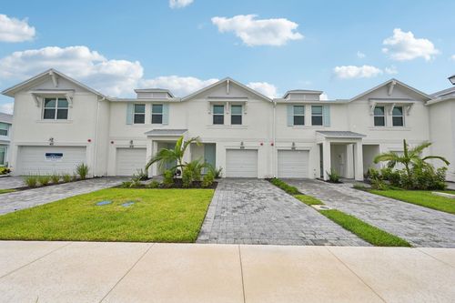 479 Salisbury Cir, Fort Pierce, FL, 34982-3926 | Card Image