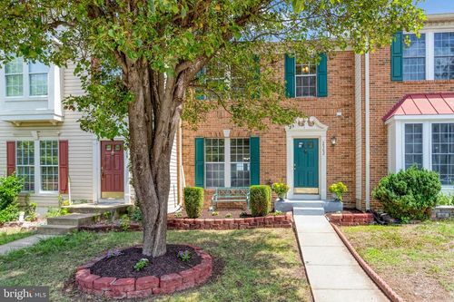 2562 Grayton Ln, WOODBRIDGE, VA, 22191-4785 | Card Image