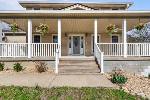 205 Bluegrass Cir, Lebanon, TN, 37090-8950 | Card Image