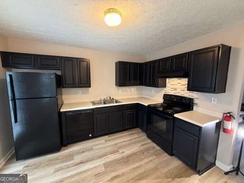 150 Blake Ave, Jackson, GA, 30233-5557 | Card Image