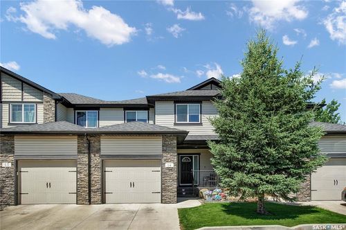 14-215 Hampton Green, Saskatoon, SK, S7R0G7 | Card Image