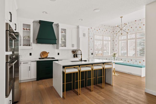 254 Discovery Ridge Way Sw, House other with 6 bedrooms, 4 bathrooms and 4 parking in Calgary AB | Image 7