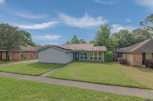 1124 Woodhue Dr, Baton Rouge, LA, 70810 | Card Image