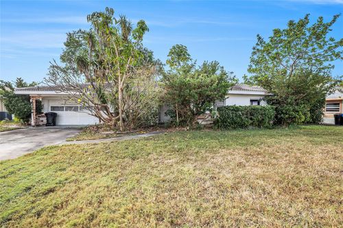 2846 Pinellas Point Drive S, SAINT PETERSBURG, FL, 33712 | Card Image