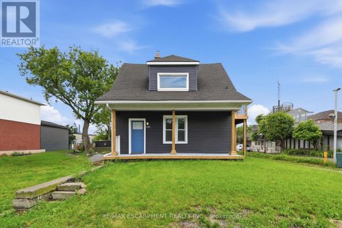410 Beach Blvd, Hamilton, ON, L8H6W7 | Card Image