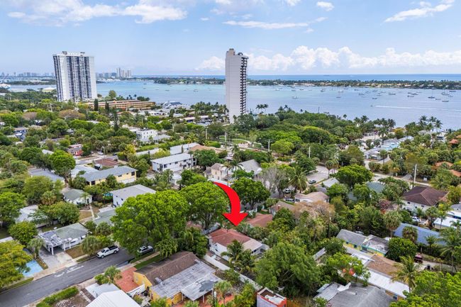 422 49 Th St, House other with 2 bedrooms, 1 bathrooms and null parking in West Palm Beach FL | Image 21