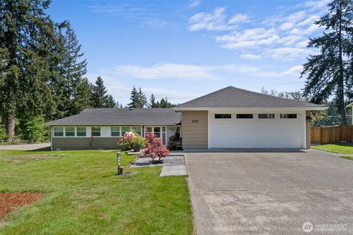 246 Kennicott Rd, Chehalis, WA, 98532-8609 | Card Image