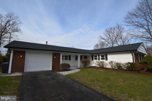 12116 Whitehall Dr, BOWIE, MD, 20715-1218 | Card Image