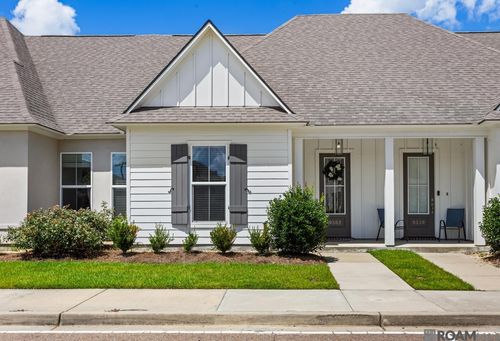 9562 Creekview Dr, Baton Rouge, LA, 70836-6456 | Card Image