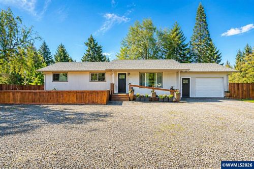 656 Nw Thornton Lake Dr, Albany, OR, 97321-1386 | Card Image