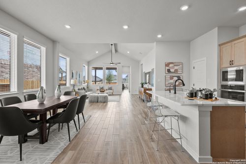 2013 Shepards St, Seguin, TX, 78155 | Card Image