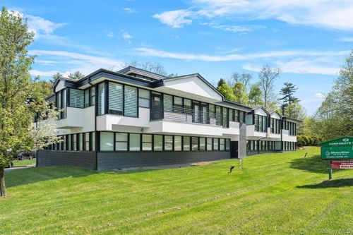 ste-201-2 Corporate Dr, Central Valley, NY, 10917-4008 | Card Image