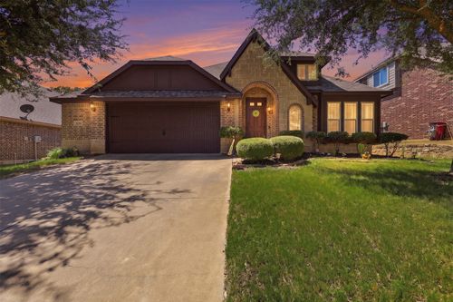 1216 Barberry Dr, Burleson, TX, 76028-1598 | Card Image