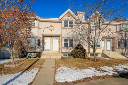 25 Adams Close, Red Deer, AB, T4R2W4 | Card Image