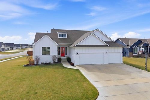2733 N Eagle Ct, Wichita, KS, 67226-4631 | Card Image