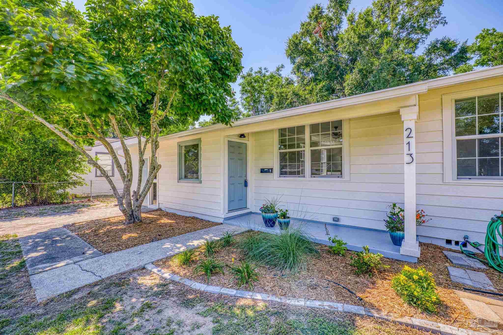 Betty Rd, Pensacola, FL 32507