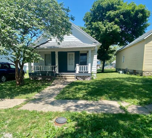 322 W South St, Lovington, IL, 61937-9419 | Card Image