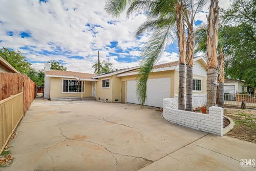 1814 June Ave, Bakersfield, CA, 93304 | Card Image