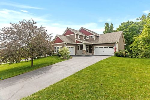 4231 Maple Hurst Dr N, Rockford, MN, 55373-4584 | Card Image