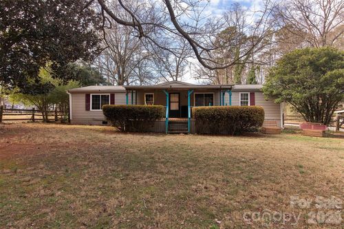 5727 Thompson Rd, Charlotte, NC, 28216-2339 | Card Image