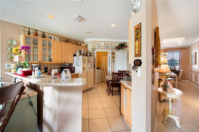 4437 Sw 161 St Path, House other with 3 bedrooms, 2 bathrooms and null parking in Miami FL | Image 9