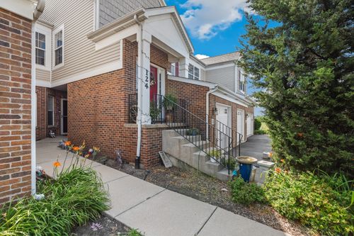 2d-124 Andrew Taras Ct, Joliet, IL, 60435-6860 | Card Image