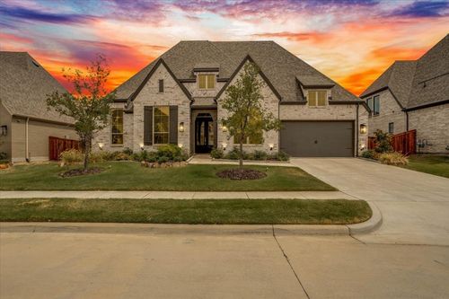 4112 Buffalo Clover Dr, Aubrey, TX, 76227-5152 | Card Image