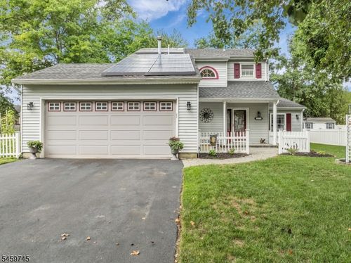 10 Metedeconk Rd, Howell, NJ, 07731-2928 | Card Image