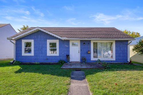 1027 W Cleveland St, Hartford City, IN, 47348-2315 | Card Image