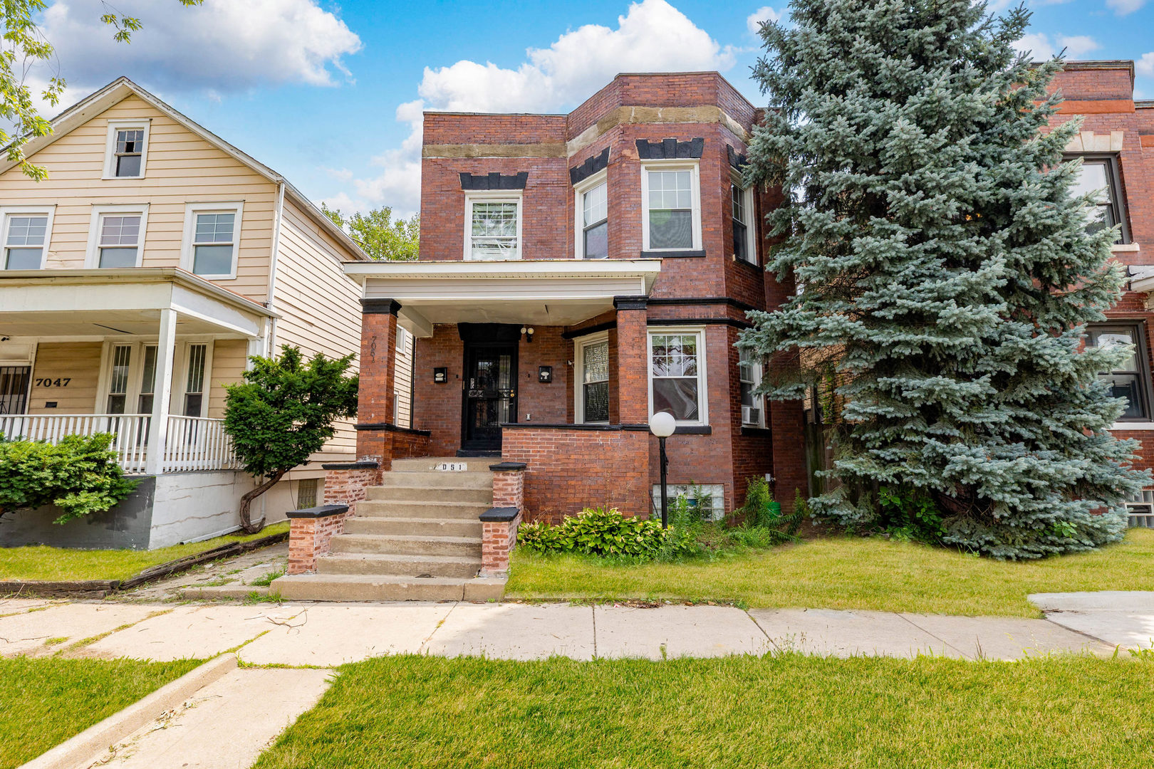 Residential Income in Chicago