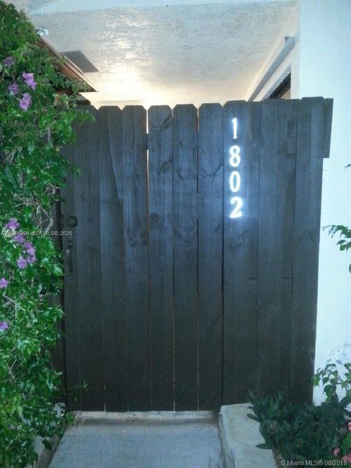 1802-1802 Waterview Cir, Palm Springs, FL, 33461-6409 | Card Image