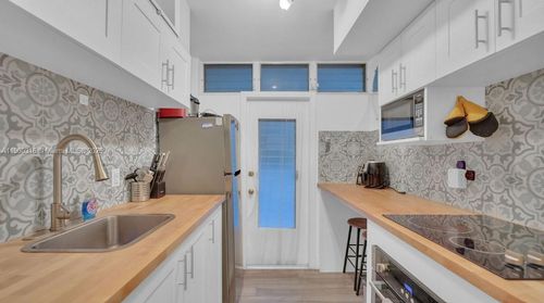 apt-15-1400 Pennsylvania Ave, Miami Beach, FL, 33139-4058 | Card Image