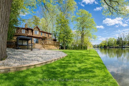 646 Oxbow Park Dr, Wasaga Beach, ON, L9Z2V2 | Card Image
