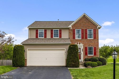 3543 Hardwood Ter, Spring Grove, PA, 17362-9104 | Card Image