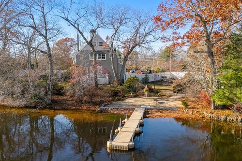 553 Monponsett St, Halifax, MA, 02338-1347 | Card Image