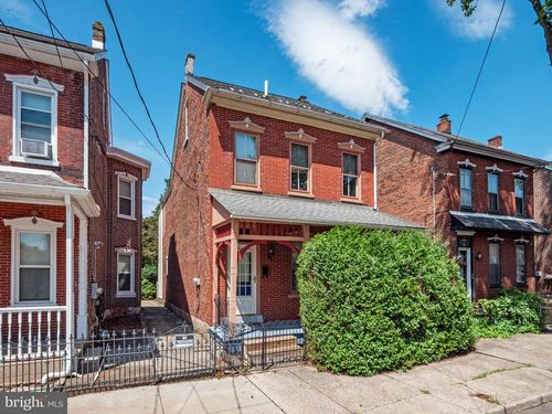 43 Walnut St, POTTSTOWN, PA, 19464-5418 | Card Image