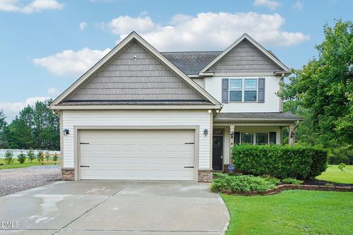 112 Camden Place St, Princeton, NC, 27569-9403 | Card Image