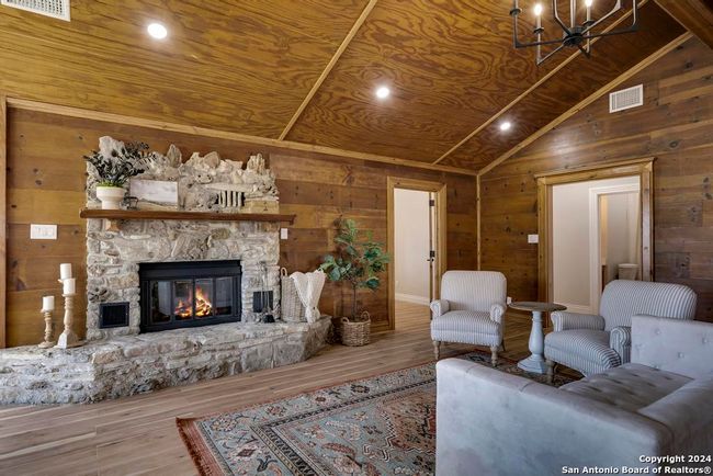 111 Stoney Hills Rd, House other with 4 bedrooms, 3 bathrooms and null parking in Center Point TX | Image 11