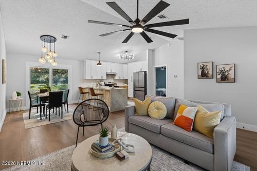 45 Mint Cir, Middleburg, FL, 32068-4763 | Card Image