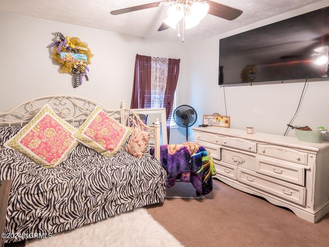 510 Village St, House other with 3 bedrooms, 2 bathrooms and 1 parking in Bladenboro NC | Image 9