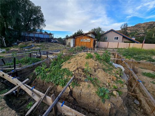 9347 Healy Trl, Chatsworth, CA, 91311-6321 | Card Image