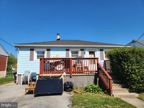 130 S Clifton Ave, WILMINGTON, DE, 19805-2307 | Card Image