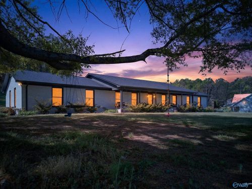 6496 Spring Creek Dr, Guntersville, AL, 35976-2846 | Card Image